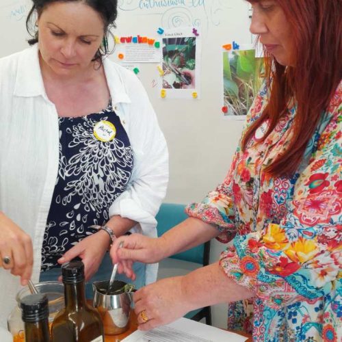 Kawakawa moisturising cream preparation